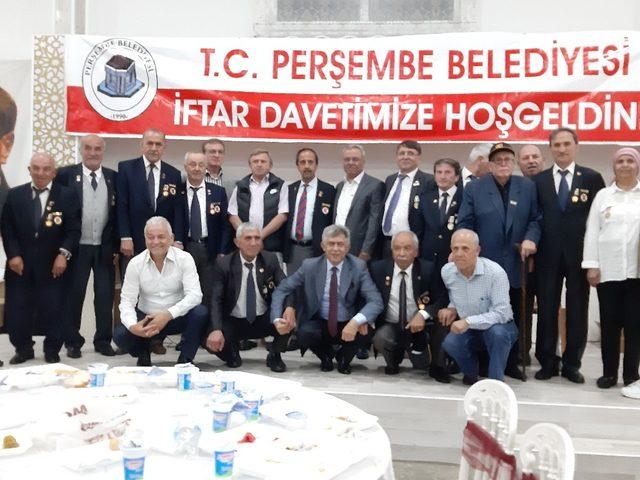 Perşembe geleneksel iftarını gerçekleştirdi