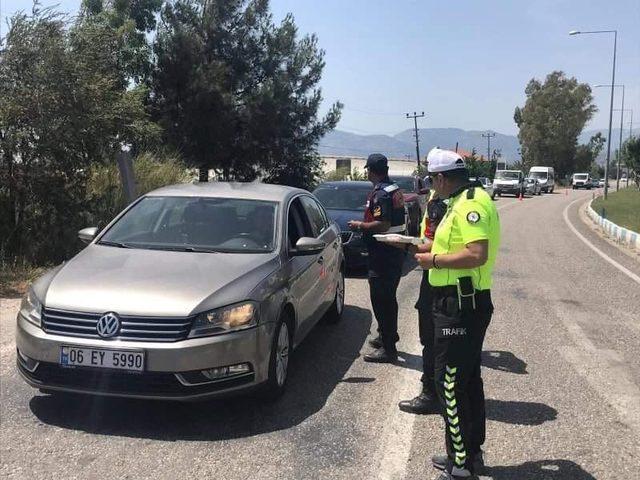 Jandarmadan Ramazan Bayramı öncesi trafik uygulaması