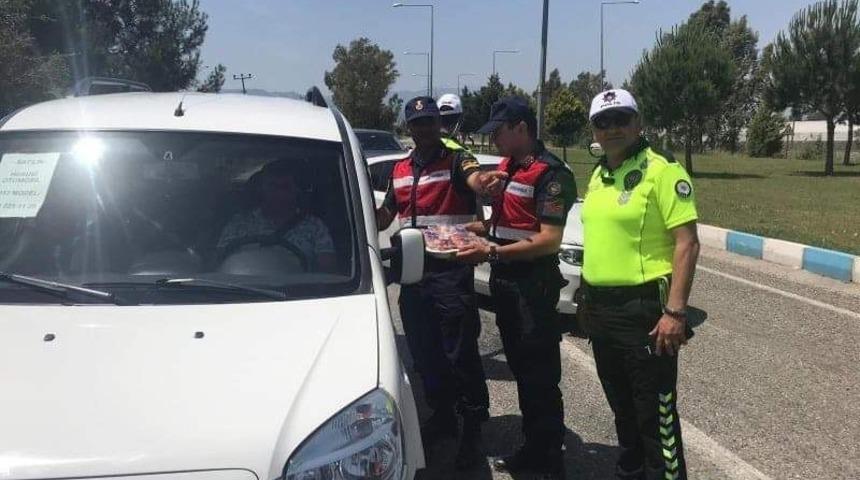 Jandarmadan Ramazan Bayramı &ouml;ncesi trafik uygulaması