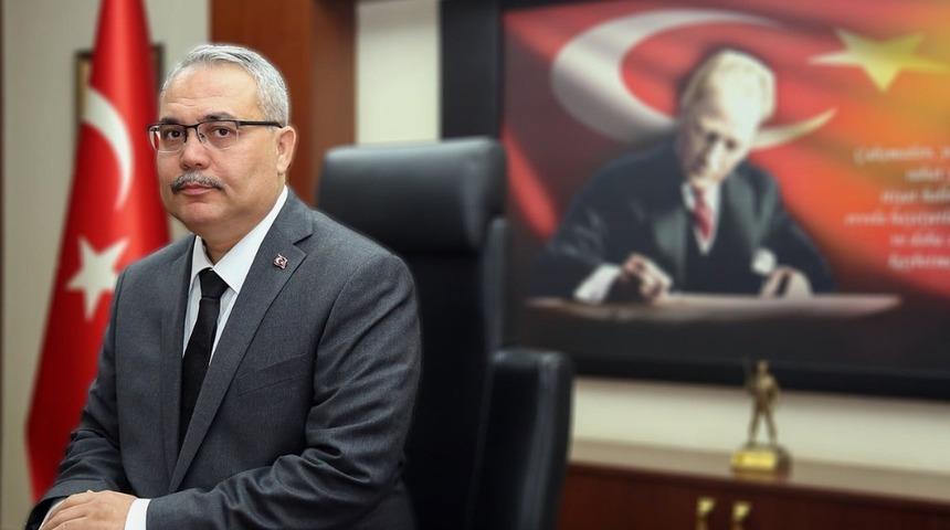 Vali G&uuml;nd&uuml;z&ouml;z&rsquo;den Ramazan bayramı mesajı