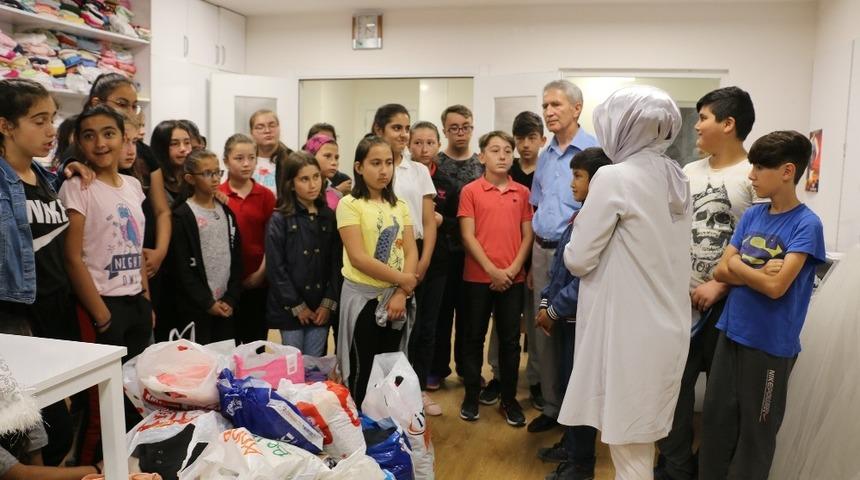 Bolu Belediyesi hayırsever çocukları bir araya getirdi
