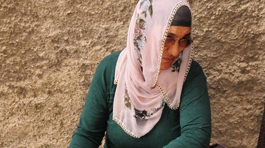 Tatlı şerbetini ocakta unuttu, mutfağı yandı