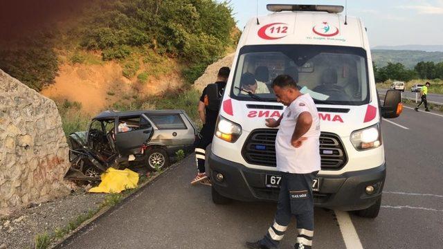 Vatandaşların kalp masajı yaptığı sürücü hayatını kaybetti