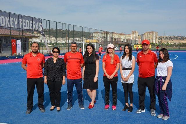 Gazişehir Kadın taraftarlardan Polisgücü’ne tam destek