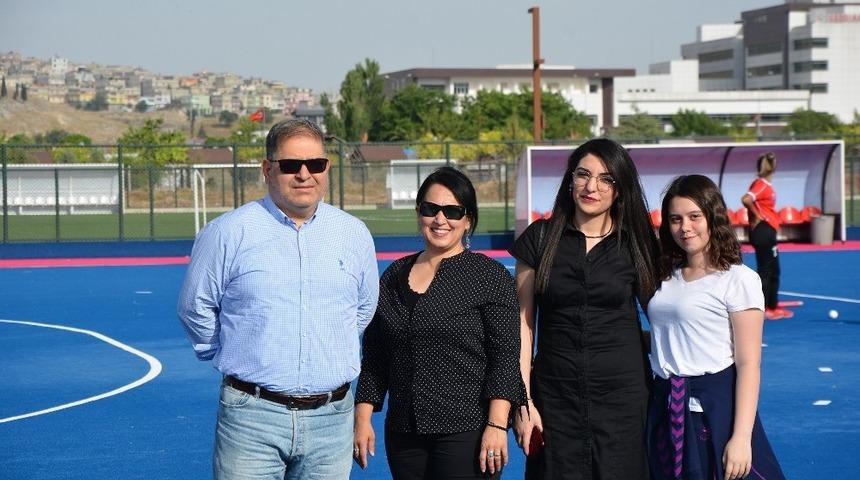 Gazişehir Kadın taraftarlardan Polisg&uuml;c&uuml;&rsquo;ne tam destek