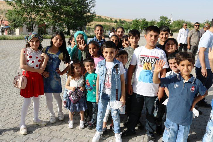 300 torunuyla böyle bayramlaştı! G1