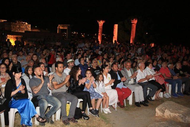 Selçuk ’Nazım’la buluştu