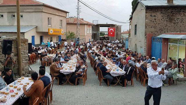 Baki Ersoy: “FETÖ’nün Çocuklarının Bu Millete Gücü Yetmez”