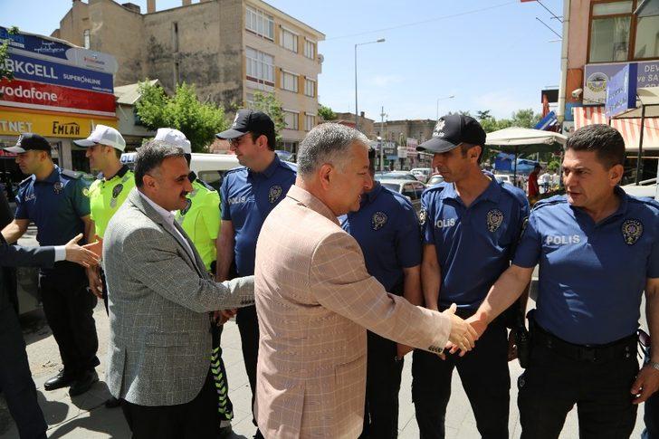 Develi’de Ramazan Bayramı Kutlamaları G1