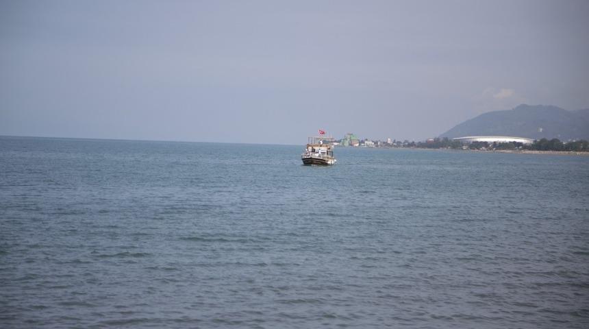 Gezinti teknesi hizmet vermeye başladı