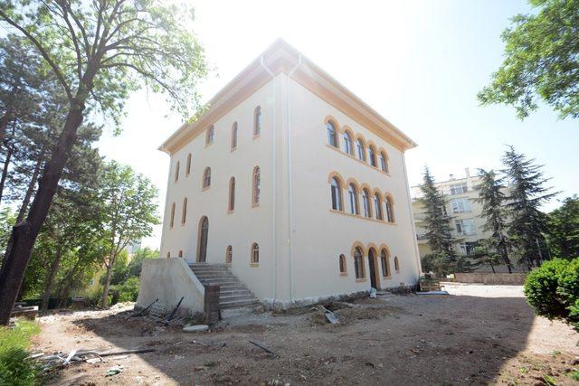 Büyükşehir’den Bosna-Hersek Büyükelçilik binasına tadilat
