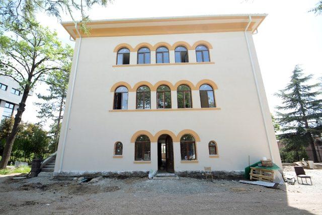 Büyükşehir’den Bosna-Hersek Büyükelçilik binasına tadilat