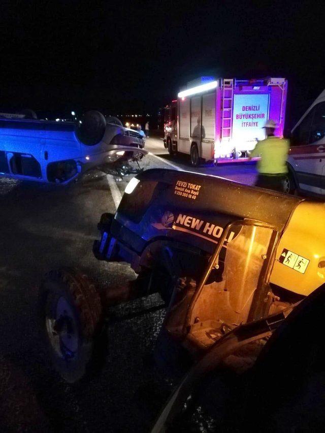 Buldan'da minibüsle traktör çarpıştı: 3 yaralı
