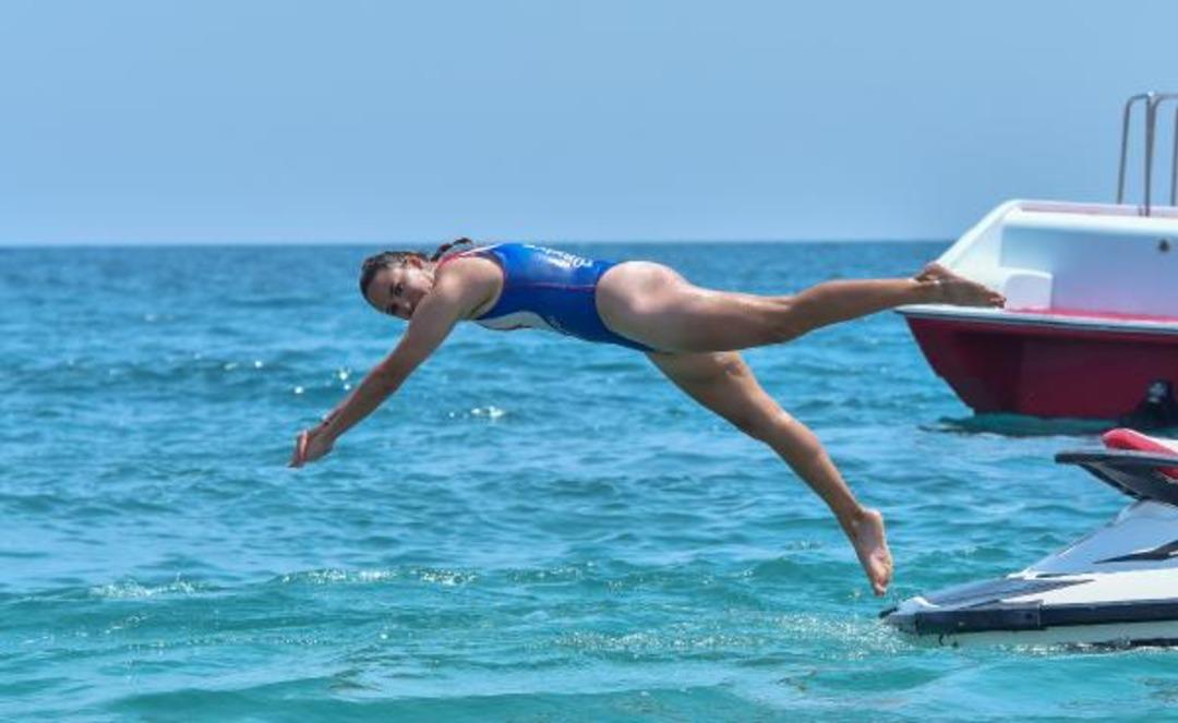 Sahillerin cankurtaran 'Deniz Kızı'