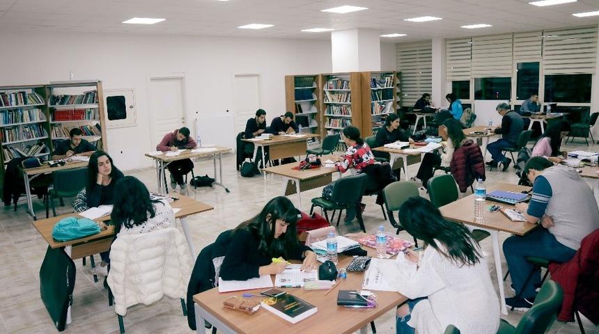 Çankaya’nın 7/24 açık kütüphane sayısı 3’e çıktı