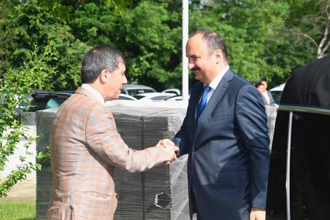 Edirne&rsquo;de vali Canalp, kolluk g&uuml;&ccedil;leri ile bayramlaştı