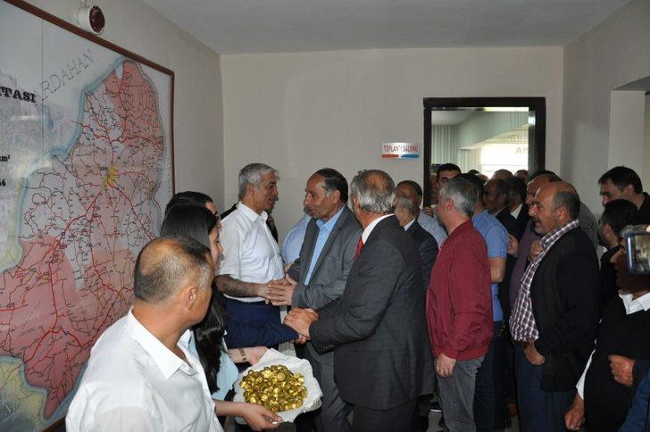 AK Parti Kars İl Başkanlığı’nda bayramlaşma G4