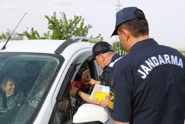 Jandarma’dan ‘Uçangöz’le trafik denetimi