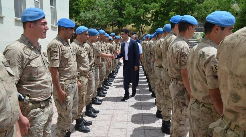 &Ccedil;emişgezek&rsquo;te bayramlaşma programları