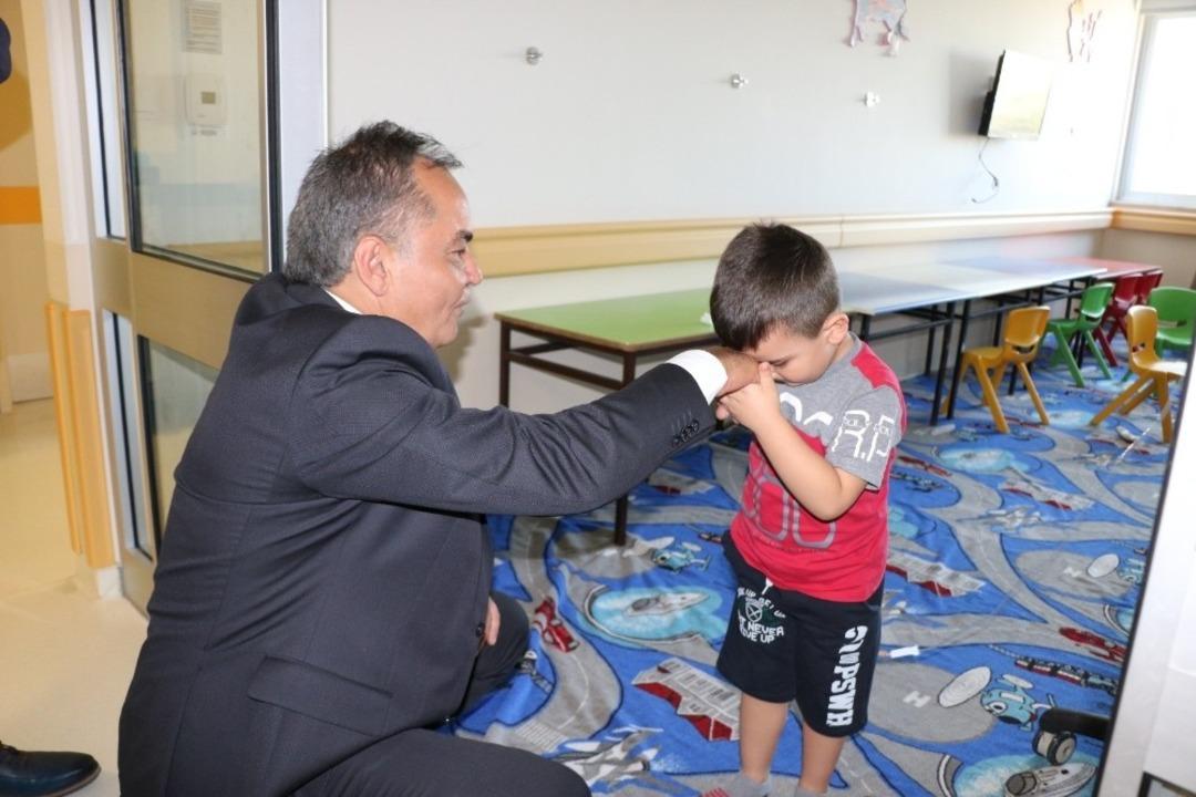 Isparta Şehir Hastanesi&rsquo;nde bayramlaşma etkinliği