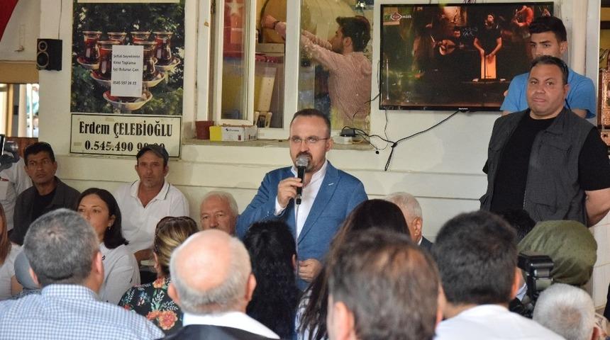AK Parti Grup Başkanvekili Turan, Lapseki’de hemşehrileriyle bayramlaştı