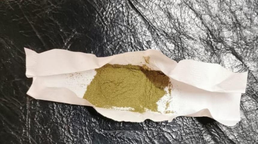 Jandarma ekipleri uyuşturucuya geçit vermiyor