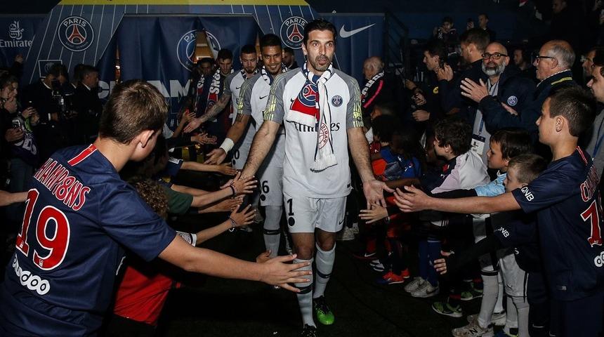 PSG'de Gianluigi Buffon ile yollar ayrıldı