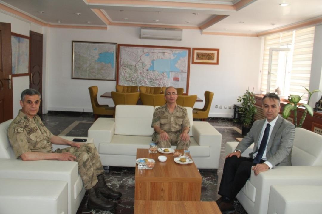 Bitlis Valisi Oktay &Ccedil;ağatay&rsquo;dan bayram ziyaretleri