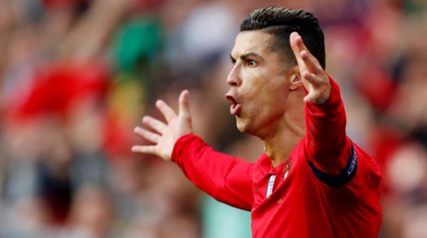 Dünya Ronaldo'yu konuşuyor