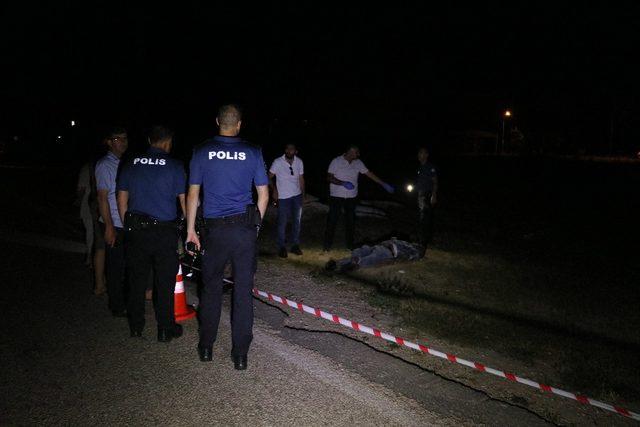 Adana’da yol kenarında erkek cesedi bulundu