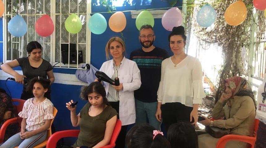 Engelli bireylere kuaf&ouml;rl&uuml;k hizmeti