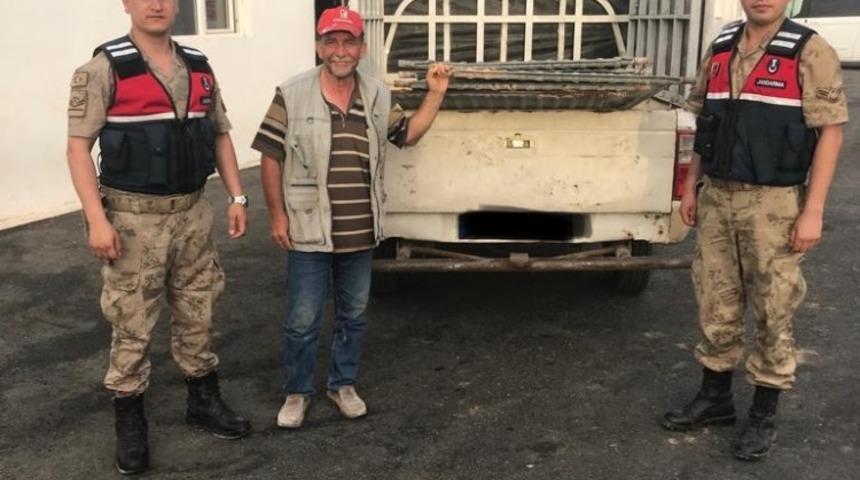 Demir &ccedil;alan hırsızlar yakalandı