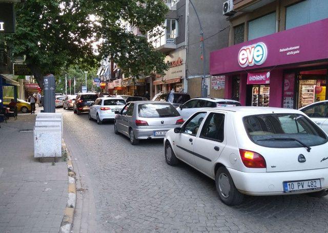 Erdek’te trafik yoğunluğu