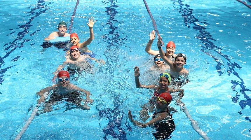 Karşıyaka&rsquo;dan 9 farklı branşta spor okulu