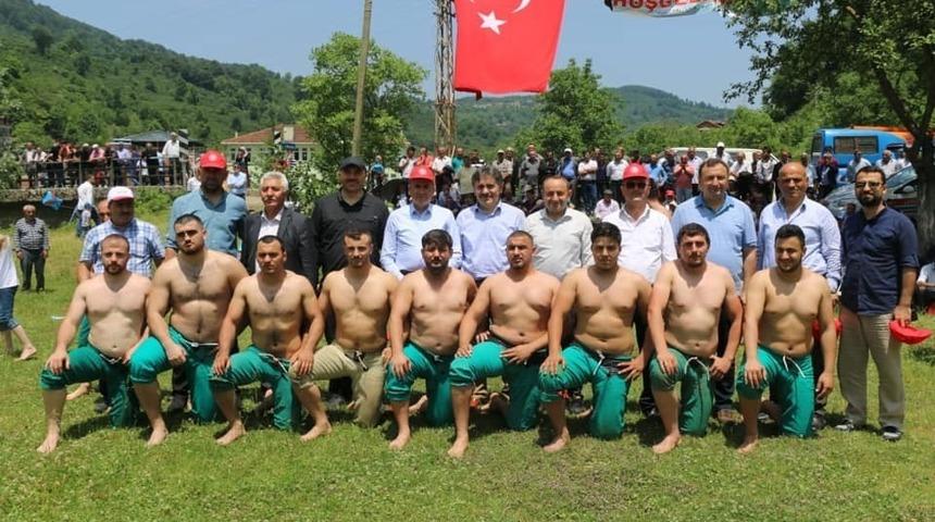 G&uuml;reşler nefes kesti