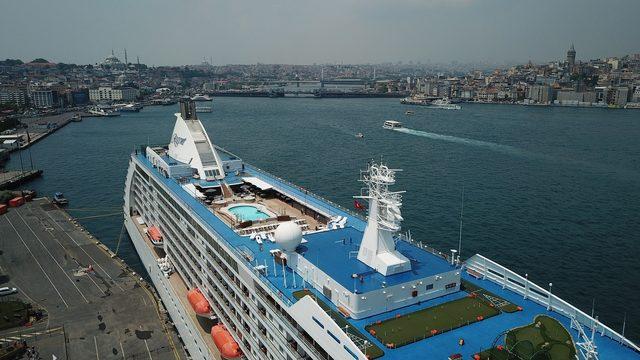 İstanbul'a 4 yıl aradan sonra ilk kruvaziyer gemisi geldi (Havadan fotoğraflar) 