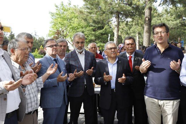 Başkan Büyükkılıç, mazlum ve mağdurlar için Türkiye’nin önemini vurguladı