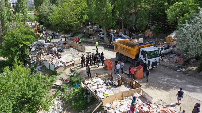 Ankara Zabıtasından çöp ve atık mücadelesi