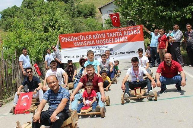 Bursa'da bayramda 'Tahta Araba Yarışları' geleneği