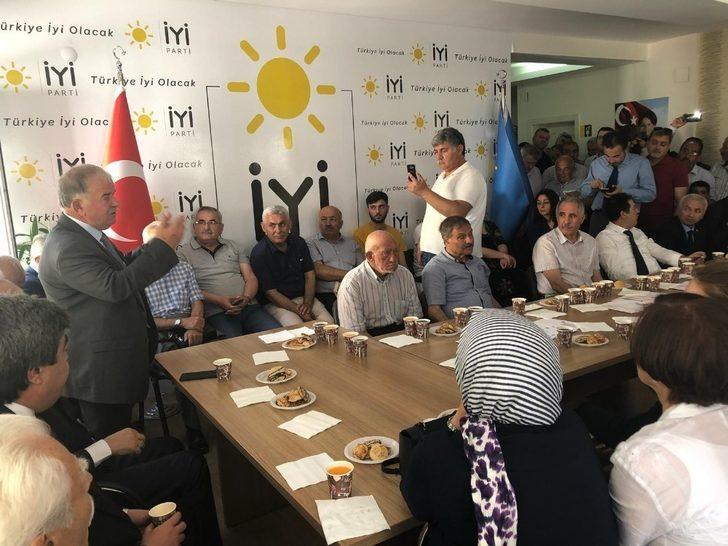 İYİ Parti Kayseri Milletvekili Dursun Ataş, bayramlaşma programına katıldı G4