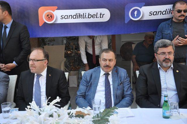 Sandıklı’da Cumhurbaşkanlığı Irak Özel Temsilcisi Eroğlu’nun katılımıyla bayramlaşma gerçekleşti