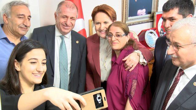 Meral Akşener İstanbul il teşkilatıyla bayramlaştı