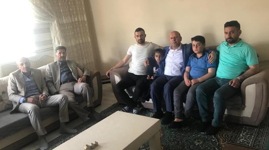 Başkan Er&rsquo;den şehit ailelere ziyaret
