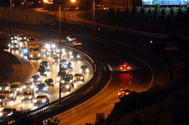 Tatilcilerin bayram dönüşü yoğunluğu başladı