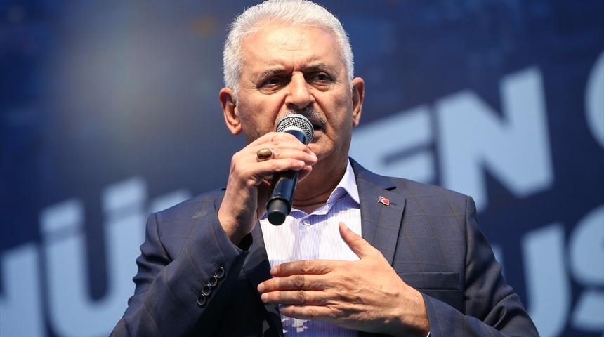 Binali Yıldırım canlı yayında soruları yanıtladı