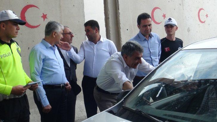 Kaymakam Özkan sürücüleri şekerlemeyle karşıladı G1