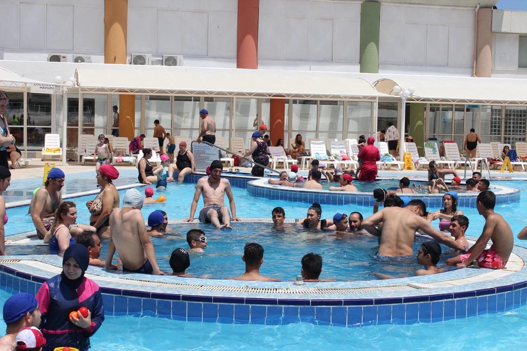 O kentte su parkları doldu taştı