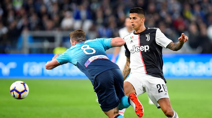 Manchester City'den Juventuslu Cancelo'ya 50 milyon Euro