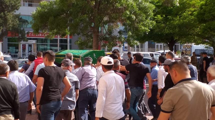 Kırşehir’de silahlı kavgada hayatını kaybeden Gökhan Uyan toprağa verildi