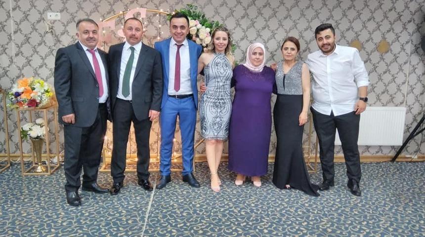 S&ouml;ğ&uuml;t Belediye Başkanının mutlu g&uuml;n&uuml;